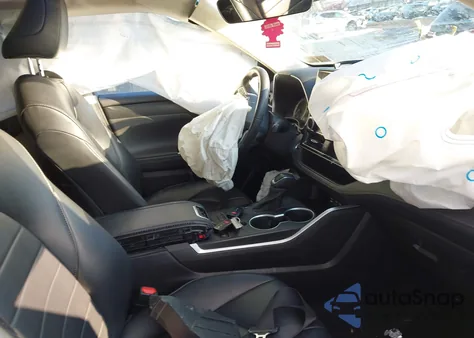 2022 Toyota Highlander Xle from USA, damaged, VIN 5TDGZRBHXNS245520